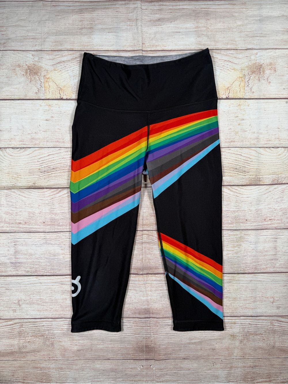 Wear It To Heart Peleton Rainbow Stripe Accent Cycling Leggings